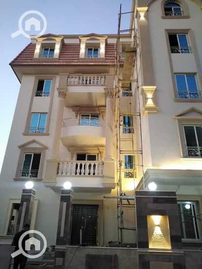 4 Bedroom Flat for Sale in 6th of October, Giza - 1JQ9WaJSWgP4OJY06pNQnMJ5LNbnY02ZSMxkLUIA. jpeg