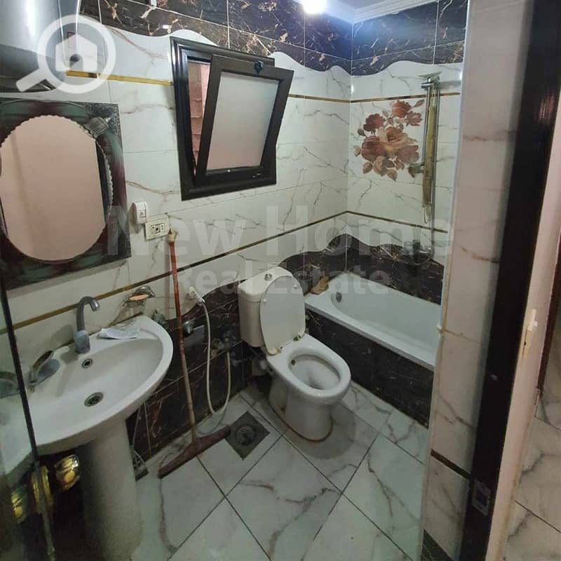 4 4. jpg