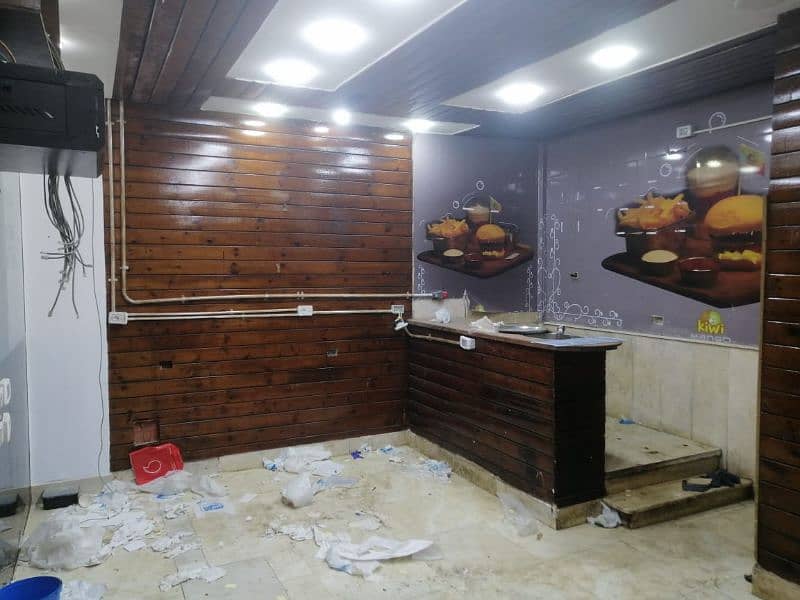 محل للايجار ٧٦ متر بمول المعز بالشيخ زايد وجها مميزه تشطيب الترا لوكس محل للايجار ٧٦ متر بمول المعز بالشيخ زايد وجها مميزه تشطيب الترا لوكس