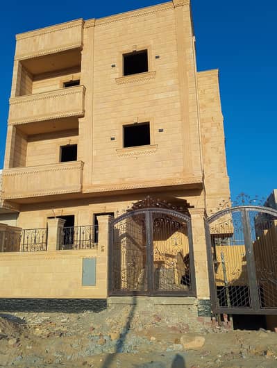 Residential Land for Sale in Badr City, Cairo - عمارة سكنية الحى السادس المجاورة الرابعة