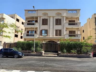 فیلا 11 غرف نوم للايجار في القاهرة الجديدة، القاهرة - البنفسج -التجمع الاول -القاهره الجديدة