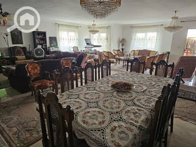 3 Bedroom Apartment for Sale in New Cairo, Cairo - شقه للبيع 250 م في الرحاب 2 فيو ميدان
