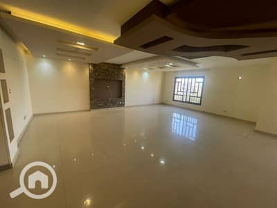 4 Bedroom Apartment for Sale in New Cairo, Cairo - شقه 253 م للبيع في الرحاب فيو وايد جاردن