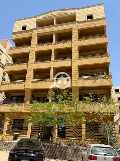 فلیٹ 3 غرف نوم للبيع في القاهرة الجديدة، القاهرة - شقه للبيع في اللوتس الجنوبيه نص تشطيب