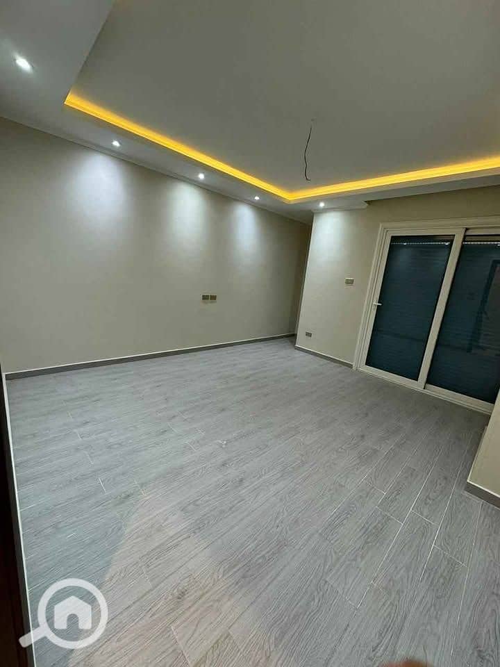 8 WhatsApp Image 2025-08-21 at 14.16. 26_33ef40a1. jpg