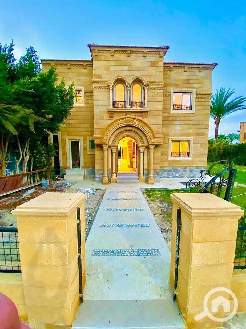 فيلا سوسن فاخرة للبيع – الساحل الشمالي | منطقة فالينسيا فيلا سوسن فاخرة للبيع – الساحل الشمالي | منطقة فالينسيا