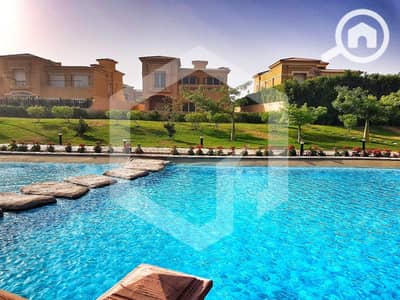 4 Bedroom Twin House for Sale in Sheikh Zayed, Giza - Royal Meadows 5. jpg