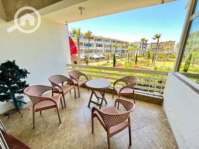 3 Bedroom Apartment for Rent in Maamoura, Alexandria - شقه للإيجار في المعمورة الشاطيء ٣ غرف تاني نمره من البحر