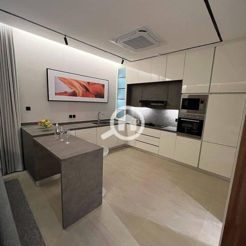 3 d23cb3a8-5680-4536-ab6d-6a6e3daba55c. jpg