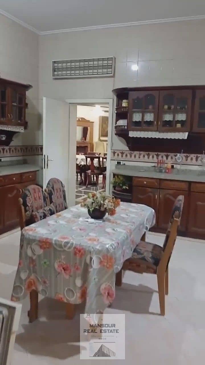 29 WhatsApp Video 2025-05-22 at 15.52. 52_Moment35. jpg