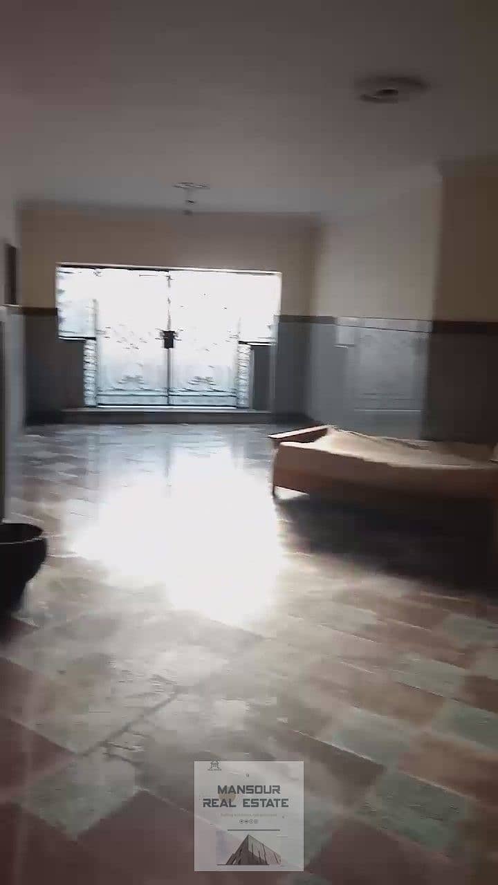 33 WhatsApp Video 2025-05-22 at 15.52. 52_Moment39. jpg