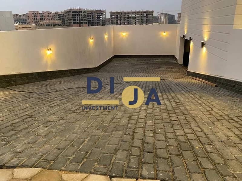 5 WhatsApp Image 2025-05-14 at 9.33. 25 PM (1). jpeg