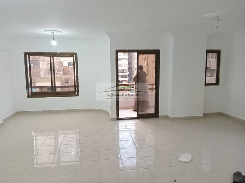 Apartment for rent, 220 square meters, for family housing, new law, branching off from Makram Ebeid Extension