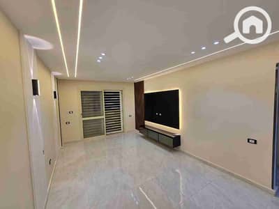 2 Bedroom Flat for Sale in 6th of October, Giza - IMG-20250813-WA0030. jpg