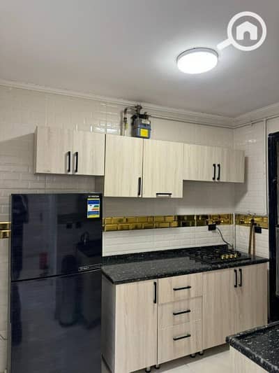 2 Bedroom Flat for Rent in New Cairo, Cairo - شقه مفروشه ٢نوم بحديقه خاصه فى الرحاب
