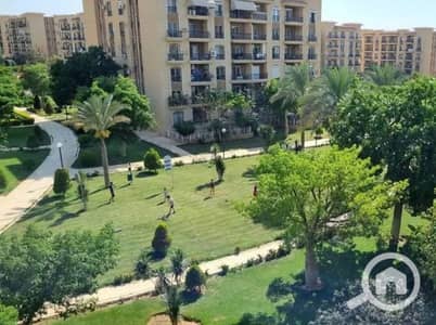 فلیٹ 2 غرفة نوم للبيع في القاهرة الجديدة، القاهرة - فرصة للبيع شقة ٩٩ م في الرحاب ٢ فيو وايد جاردن