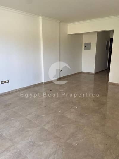 3 Bedroom Apartment for Sale in Sheikh Zayed, Giza - 3ae6f05a-d46c-4c1d-82cd-1a15829a2381. jpg
