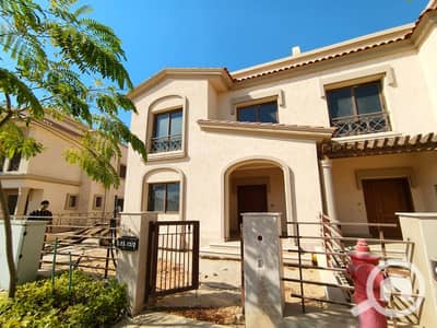 3 Bedroom Villa for Sale in Madinaty, Cairo - e7d82099-37b2-41d8-869b-a10a357828a3. jpeg