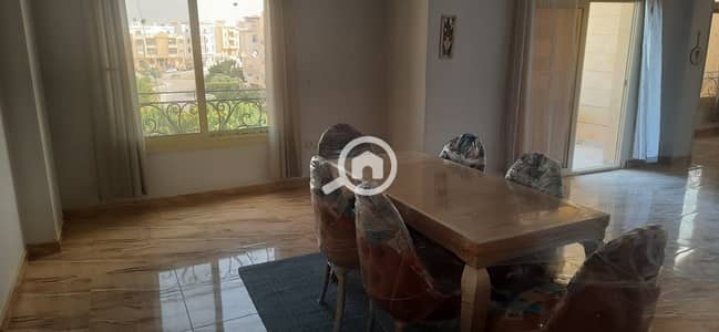 3 Bedroom Apartment for Rent in New Cairo, Cairo - شقه مفروش سوبرلوكس فرش اول استخدام بالمستثمرين الجنوبى التجمع الخامس