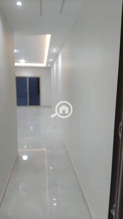 شقه170م فيو جاردن باللوتس الجنوبيه اول سكن أمام مسجد مالك الملك شقه170م فيو جاردن باللوتس الجنوبيه اول سكن أمام مسجد مالك الملك