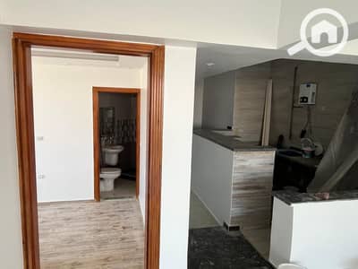3 Bedroom Flat for Rent in New Cairo, Cairo - شقة120م بحرى سوبر لو كس بالياسمين فيلات