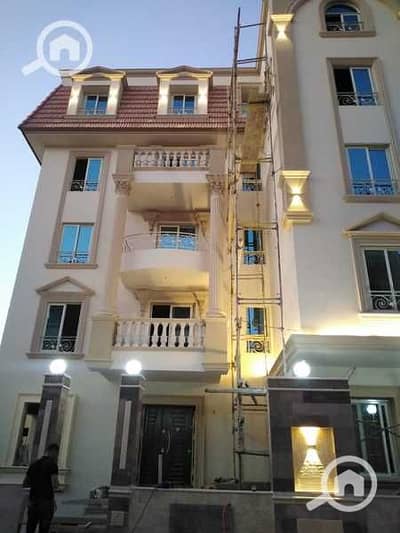 4 Bedroom Flat for Sale in 6th of October, Giza - 1JQ9WaJSWgP4OJY06pNQnMJ5LNbnY02ZSMxkLUIA. jpeg