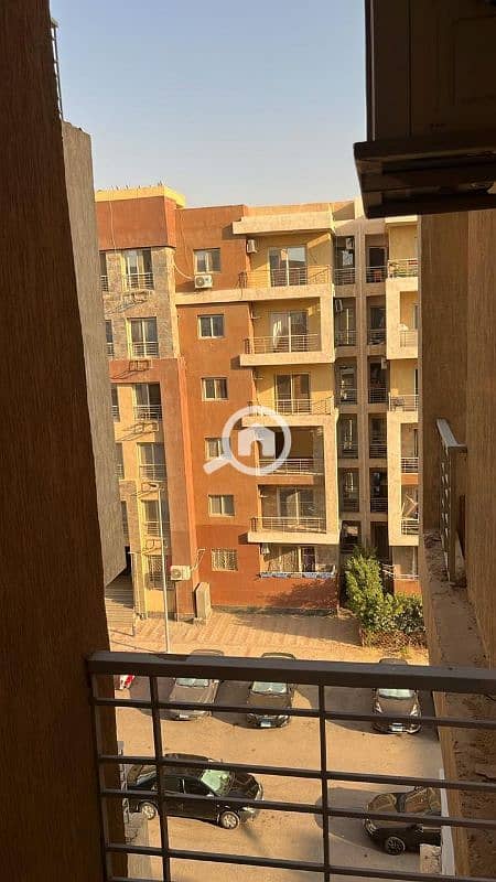 صيدليه للايجار في التجمع الثالث ٤٢ م مطلوب ٣٥ لف نهاية