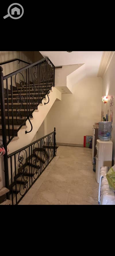 6 Bedroom Twin House for Sale in Sheikh Zayed, Giza - Screenshot_٢٠٢٥-٠٨-٢٥-١٨-١٧-٢٤-٧٦_6012fa4d4ddec268fc5c7112cbb265e7. jpg