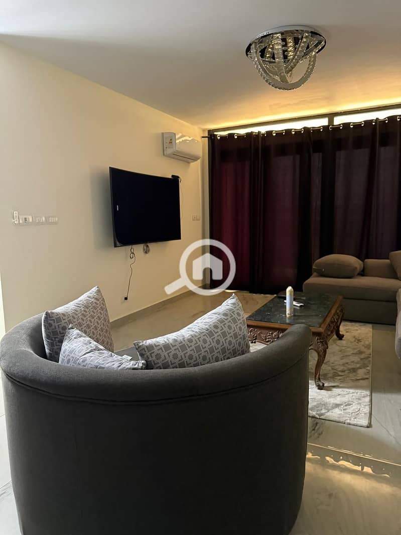 6 1e843fc8-f939-49d7-80ac-f25383f2cdf9. jpeg