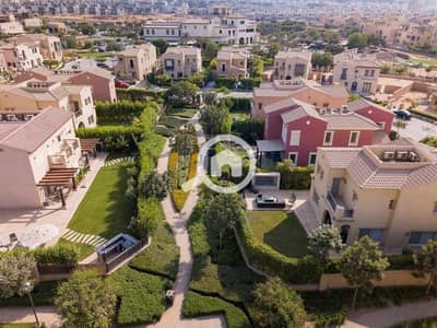 3 Bedroom Townhouse for Sale in New Cairo, Cairo - 96c8b391-3b50-4e37-a834-ccc97600e8bf. jpg