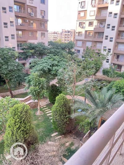 2 Bedroom Flat for Sale in Madinaty, Cairo - شقة للبيع في مدينتي 89م في ال B6 ڤيو وايد جاردن