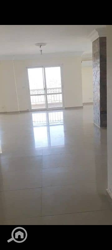 شقة 265م للإيجار في مدينتي في ال B3 بالتكييفات و المطبخ شقة 265م للإيجار في مدينتي في ال B3 بالتكييفات و المطبخ
