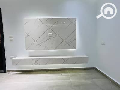 3 Bedroom Flat for Sale in 6th of October, Giza - 43a85518-8963-4391-b726-4d7eb2c89dd6. jpg