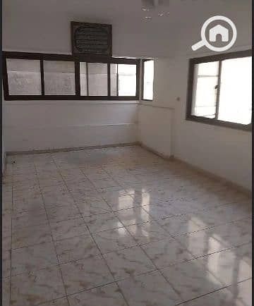 شقة 2 غرفة نوم للايجار في سموحة، الإسكندرية - 2. png