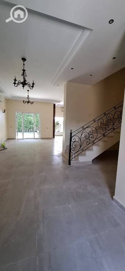 فیلا 4 غرف نوم للايجار في الشيخ زايد، الجيزة - 2ee22095-8691-4bed-be69-e968eaf353ce. jpeg