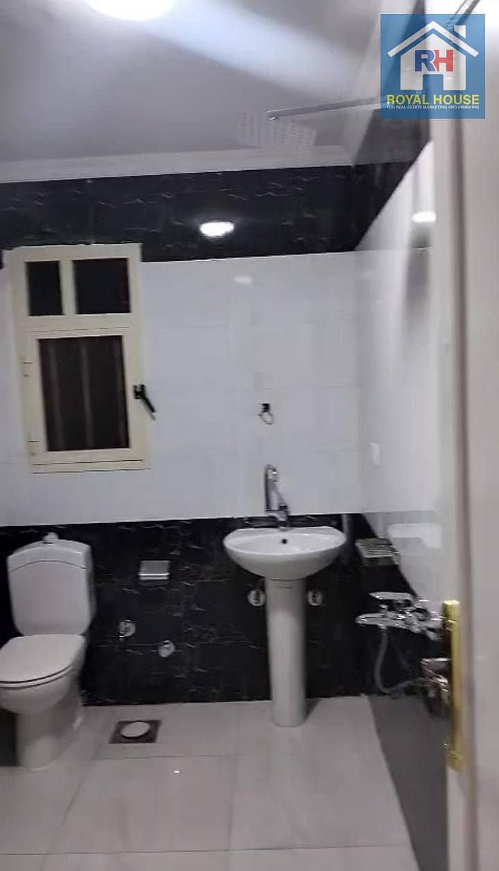 5 3d372804-d9ed-4bd2-a7e4-15bccb540dc5. jpeg