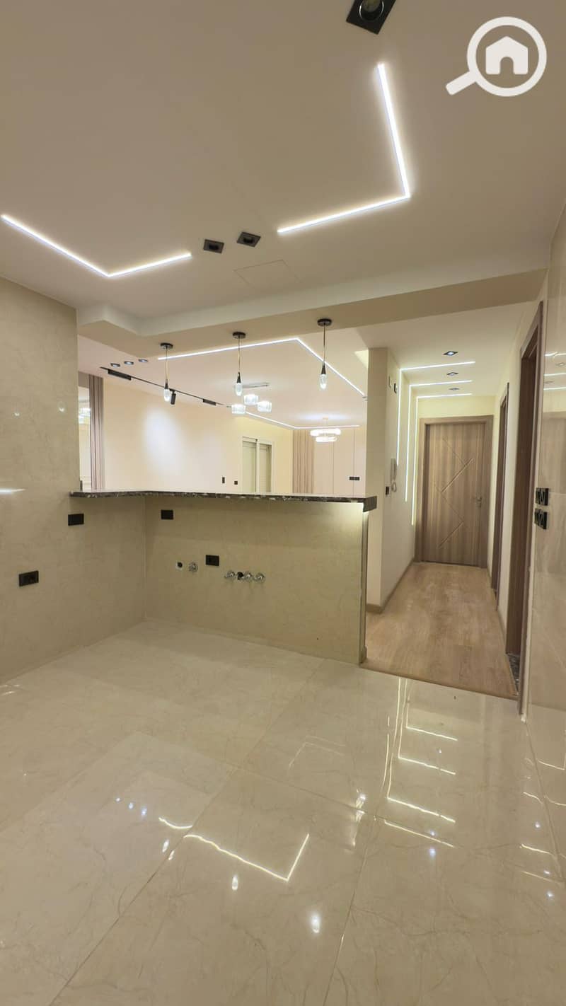 2 2bed40ea-f77b-4ec4-90dd-0aa5af2f0c80. jpg