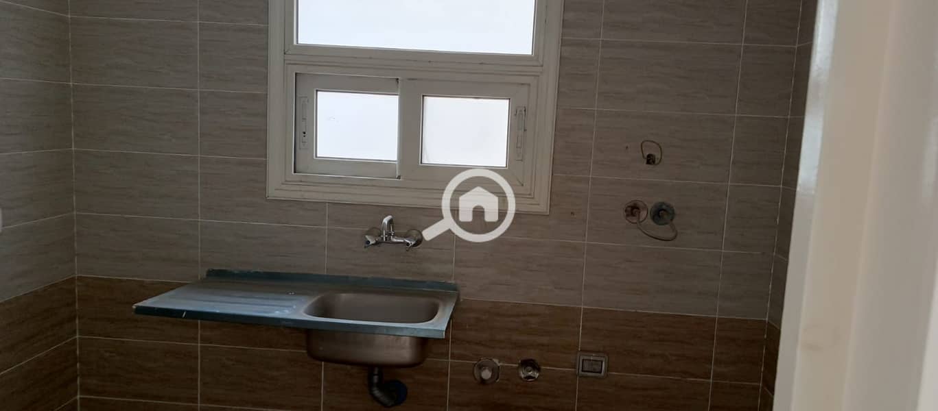 5 صورة واتساب بتاريخ 1447-02-28 في 18.58. 45_536768fe. jpg