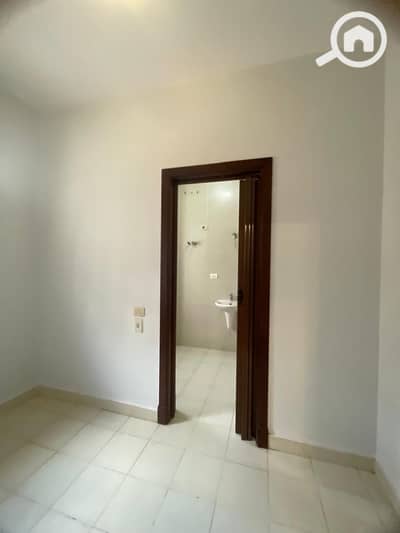 4 Bedroom Duplex for Sale in Sheikh Zayed, Giza - WhatsApp Image 2025-08-12 at 12.20. 22 PM (1). jpeg