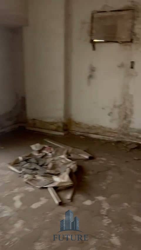 6 WhatsApp Video 2025-07-27 at 23.11. 23_575db396. mp4_20250727_231657.152. jpg