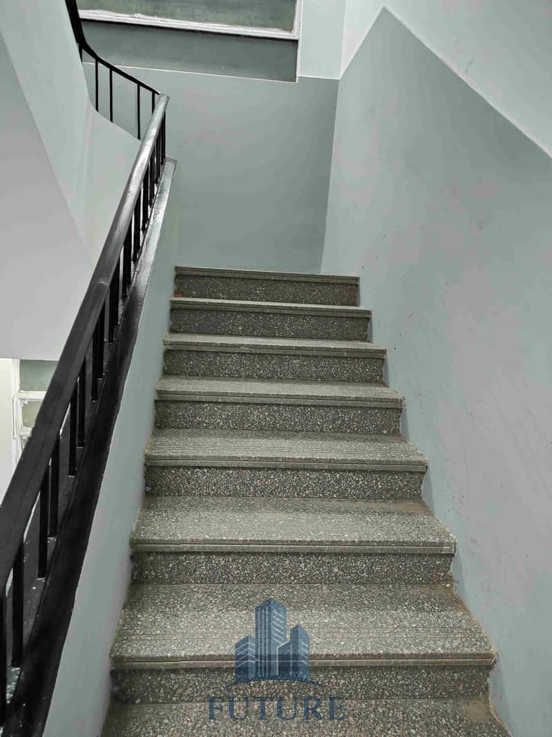 25 1000106299. jpg
