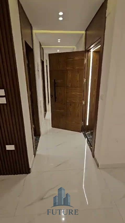 8 WhatsApp Video 2025-08-17 at 21.13. 42_d0d9defd. mp4_20250817_215842.927. jpg