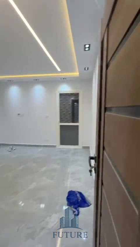 17 WhatsApp Video 2025-07-14 at 17.01. 53_4a04c1c4. mp4_20250727_194352.844. jpg