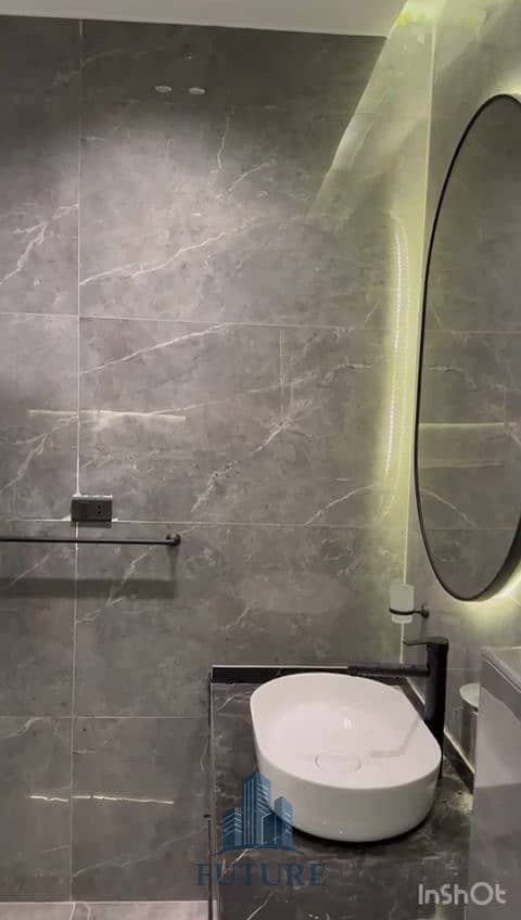 31 WhatsApp Video 2025-08-17 at 21.10. 14_b598e9d1. mp4_20250817_230830.900. jpg