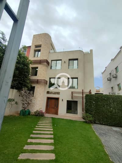 مجمع تجاري  للايجار في مصر الجديدة، القاهرة - IMG-20250709-WA0021. jpg