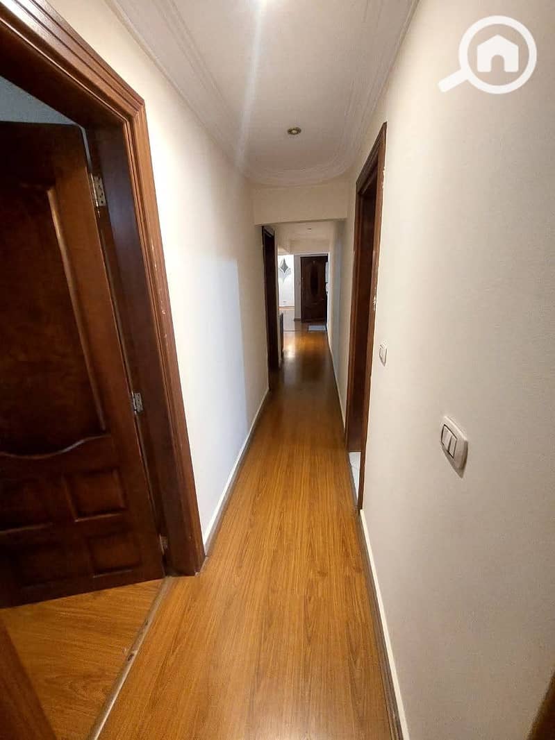 4 f9fd4481-9536-4bc5-ba05-7563672788ac. jpeg