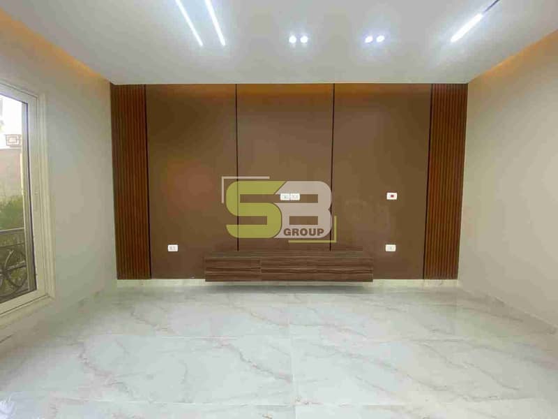 5 1000326228. jpg