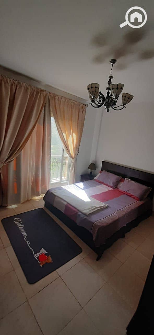 5 63de35f9-b4d9-45ed-b0c8-1839f59f2a8d. jpg