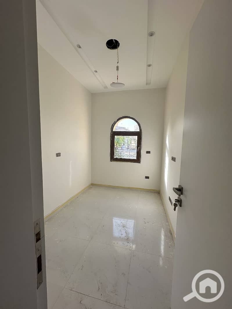 10 صورة واتساب بتاريخ 1446-05-10 في 16.48. 02_d972150b. jpg