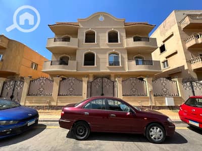 3 Bedroom Flat for Sale in New Cairo, Cairo - IMG-20250819-WA0687. jpg